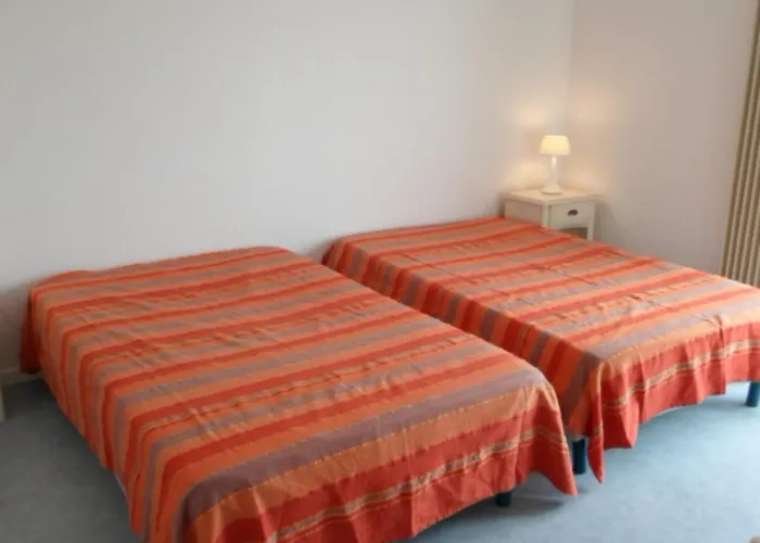 Apartmán T3 Avec Balcon Et Garage Aux Sables-d'olonne - Fr-1-197-185